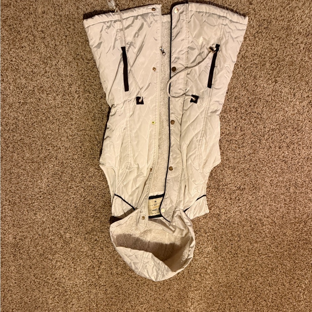Ci Sono Ivory Quilted Vest